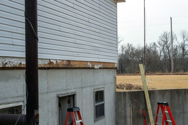 House Foundation Leveling in O Fallon